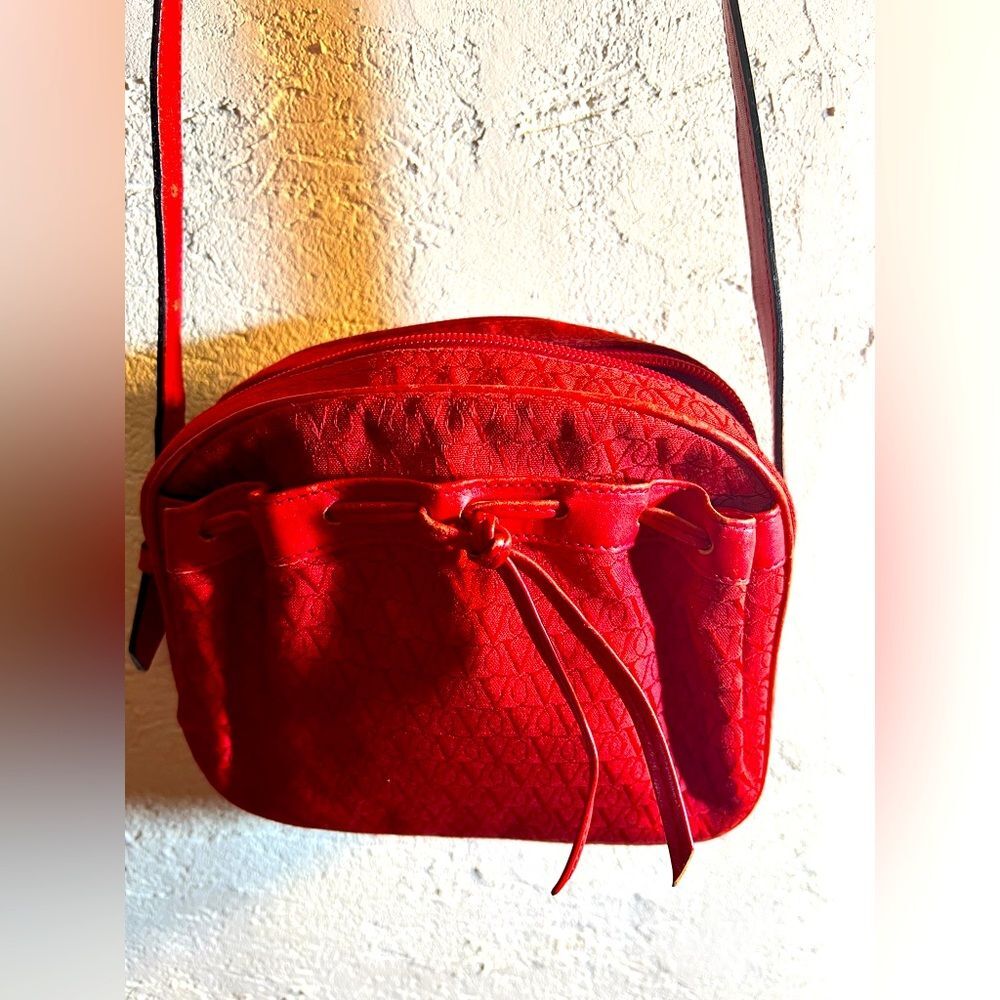 Valentino Garavani Vintage Red Crossbody Bag-excellent vintage condition
